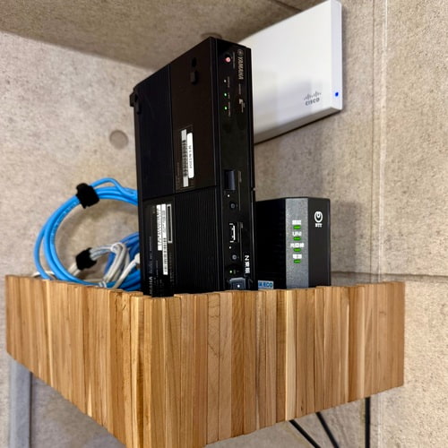 Wi-Fi(無料)
